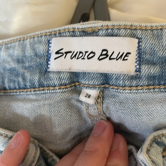 Light Blue Ripped Jeans - Picture 4 of 5